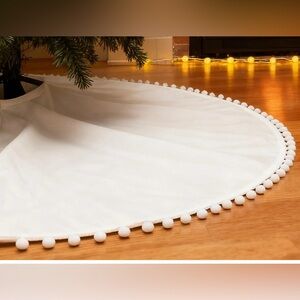 Ashland white Sherpa Christmas tree skirt 48 in 4 Ft NWT NEW Xmas holiday